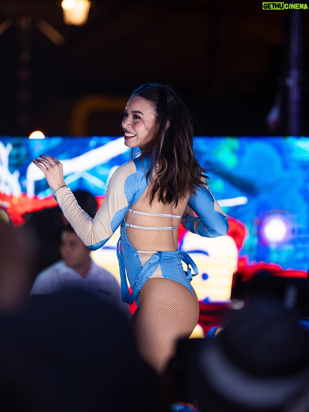 Pamela Franco - 2.3K Likes - 🥳 FIESTA KARIBEÑA 🥳
Gracias a mis amigos de @lakaribenaperu por la invitación, fue una noche increíble 💖🎤💖✨