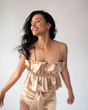 Paola Rey Instagram - Y cumplí MUY FELIZ!!! ❤️🥰❤️🥰❤️🥰
Gracias a Dios, a mi familia, a mis amigos y a todos ustedes por hacer de este cumpleaños un día INOLVIDABLE!!! ❤️❤️❤️
LOS QUIERO MUCHO ❤️❤️❤️
🎂🥳🍾🎉🏆🏆🏆
Foto: @luisegurrola
Styling: @jorge.malave
Manager: @mclmanager
Maquillaje y pelo @linnaguasput