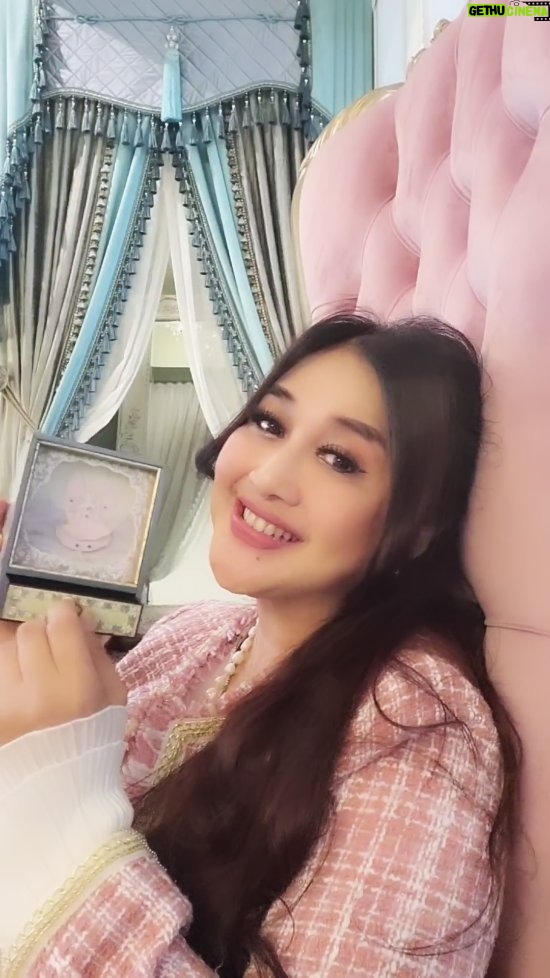 Paramitha Rusady - 12.7K Likes - Kasih sayangku itu setiap hari 
# paramitha rusady#