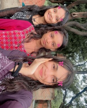 Pari Rajput Instagram - My sister 😎🙈🦚

@parirajput1304_
