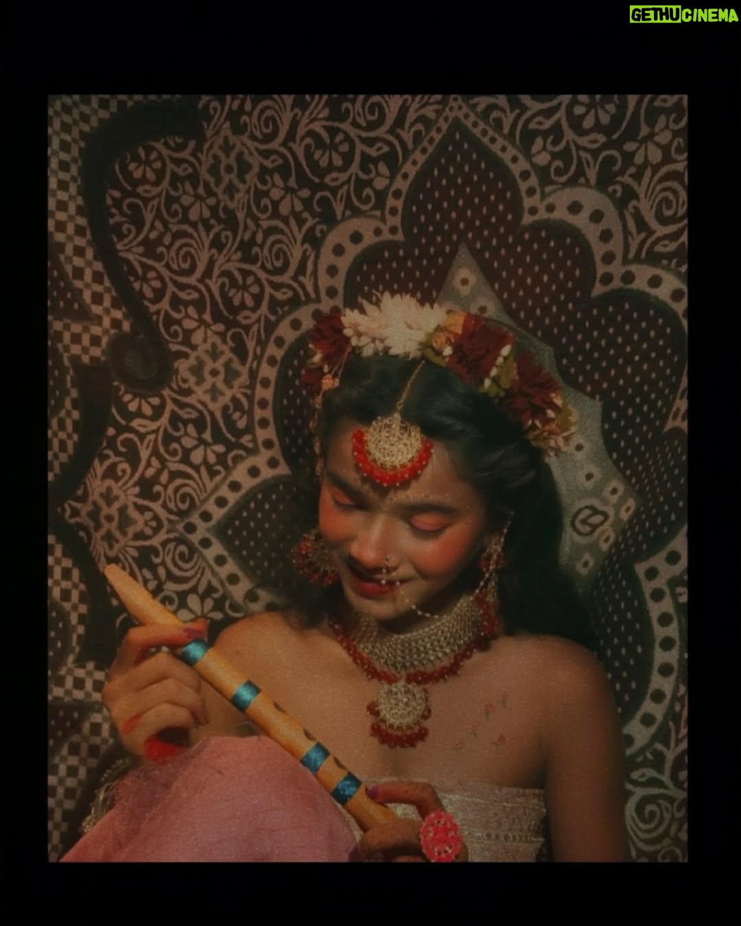 Pari Rajput - 606 Likes - Radha ❤️Krishna🦚

@parirajput1304_ 

#Like#Share#Comment#Photo#Love#Krishna#Radhe Raj🦚❤️‍🩹