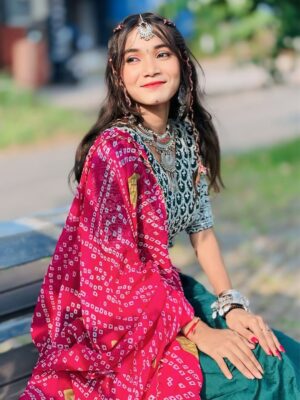 Pari Rajput Instagram - Navratri❤️‍🩹🥀🤞

@parirajput1304_ 

#like#share#comment#photo#follow#Navratri#Love❤️‍🩹