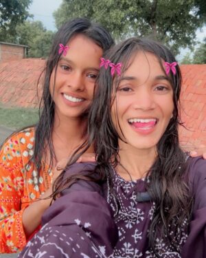 Pari Rajput Instagram - My sister 😎🙈🦚

@parirajput1304_