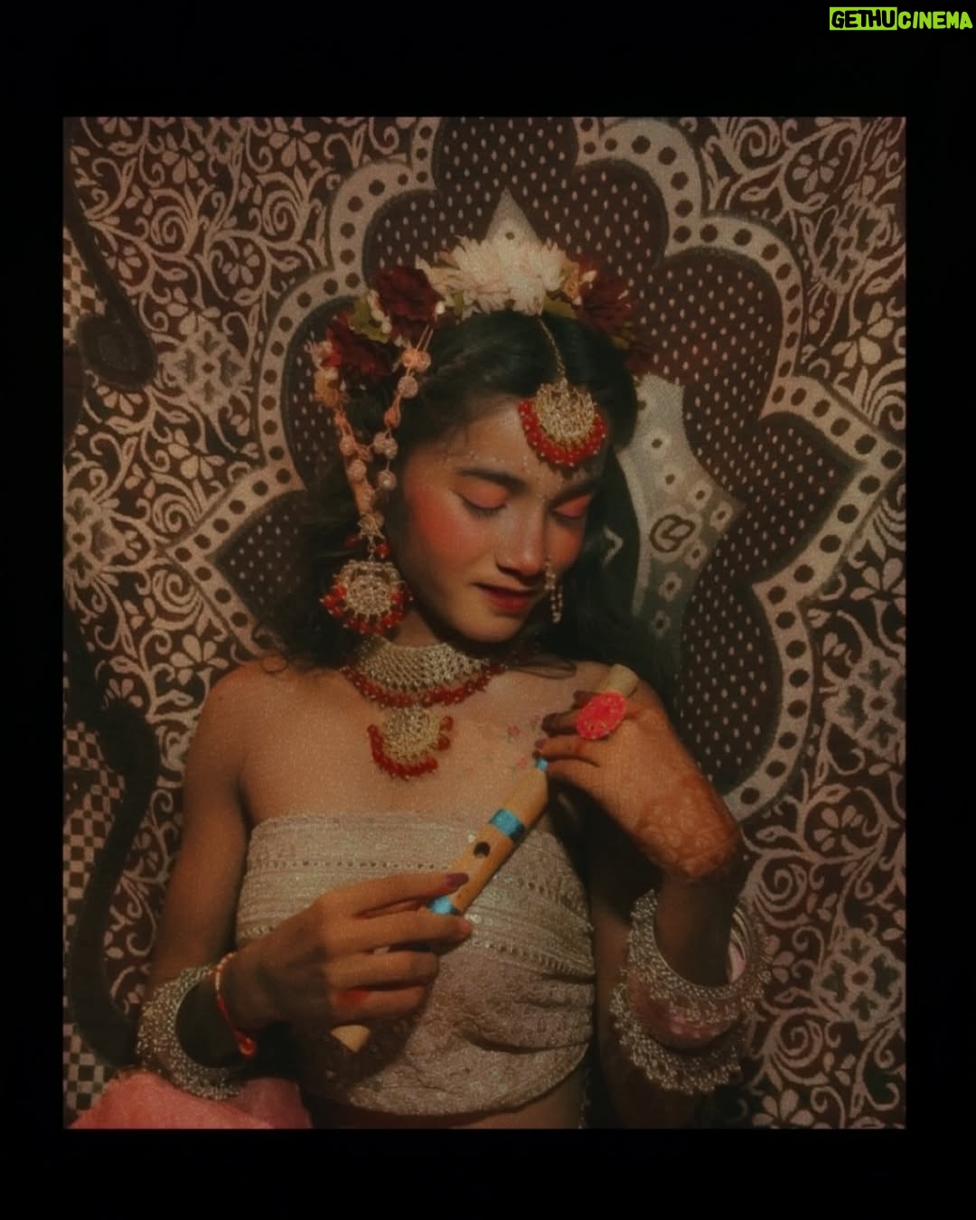 Pari Rajput - 606 Likes - Radha ❤️Krishna🦚

@parirajput1304_ 

#Like#Share#Comment#Photo#Love#Krishna#Radhe Raj🦚❤️‍🩹