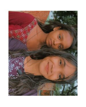 Pari Rajput Instagram - My sister 😎🙈🦚

@parirajput1304_