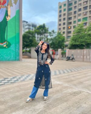 Pari Rajput Instagram - Love me 🥴🥰

@parirajput1304_ 

#like#share,#comment#photo#Love me#😘❤️‍🩹🌷🖇️________________😘❤️‍🩹🌷