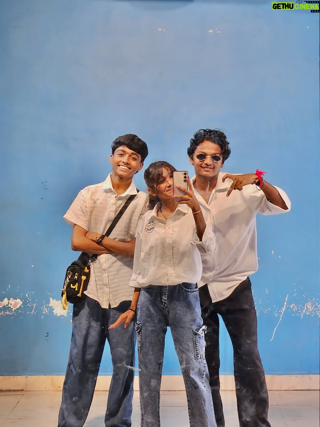 Pari Rajput - 838 Likes - Bhai behen 💗🫶…

@parirajput1304_ 
@ravind_59 

#bhai #behen #dost #love #you 
#look #like #dancer #life #dance 
#new #post #followｍe #follower #inast 
#inastagram #dil