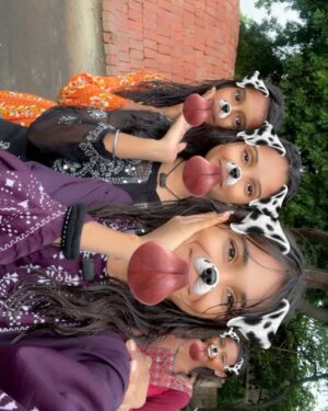 Pari Rajput Instagram - My sister 😎🙈🦚

@parirajput1304_