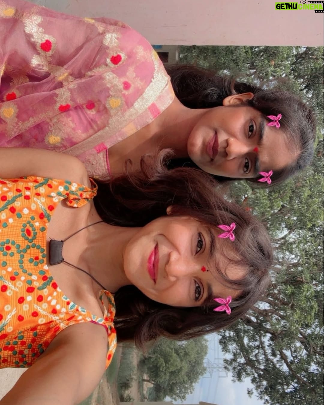 Pari Rajput - 1.5K Likes - ❤️😍🦚

@parirajput1304_