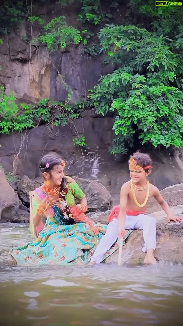 Pari Rajput - 811 Likes - Radhe Radhe 🦚🥴😘

@parirajput1304_ 
 

#like#comment #video #share #reels #followforfollow #love #Radhe Krishna#Radhe Radhe