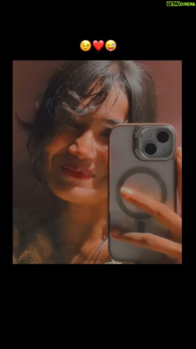 Pari Rajput - 1.5K Likes - 😜😎❤️

@parirajput1304_ 

#Like#Share#Comment#Video#Follow#Love#comment 😘😎
