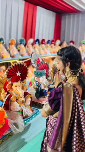 Pari Rajput Instagram - Love you Bappa ❤️‍🩹🥺

@parirajput1304_ 

#like#Share#Comment#Video#Follow#love # Bappa 🥺❤️‍🩹