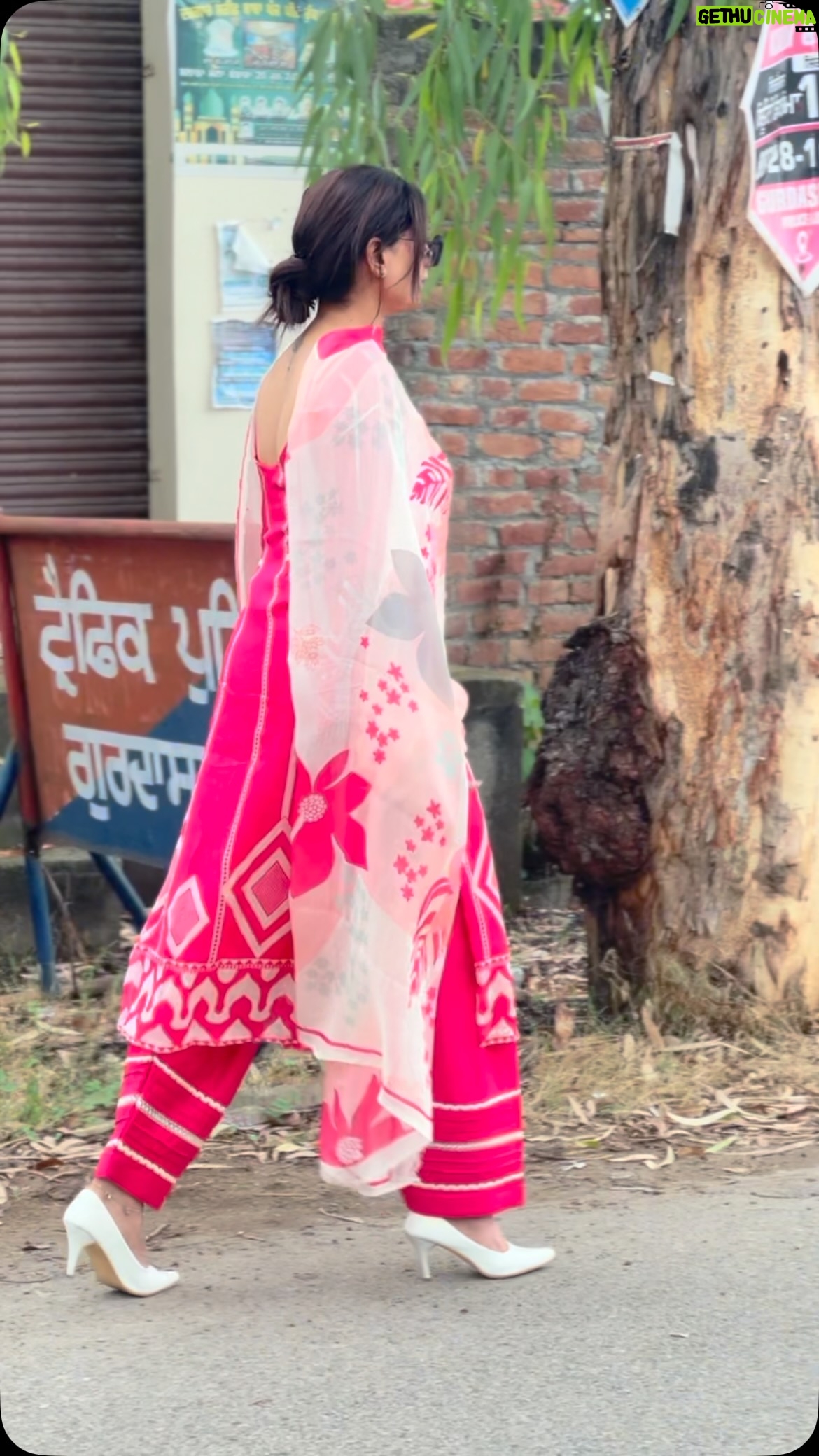 Parika Sharma - 525 Likes - 