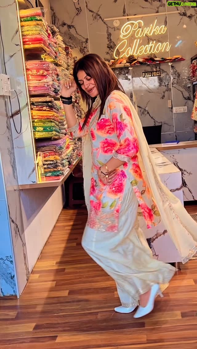 Parika Sharma - 337 Likes - #floral #Ready to wear