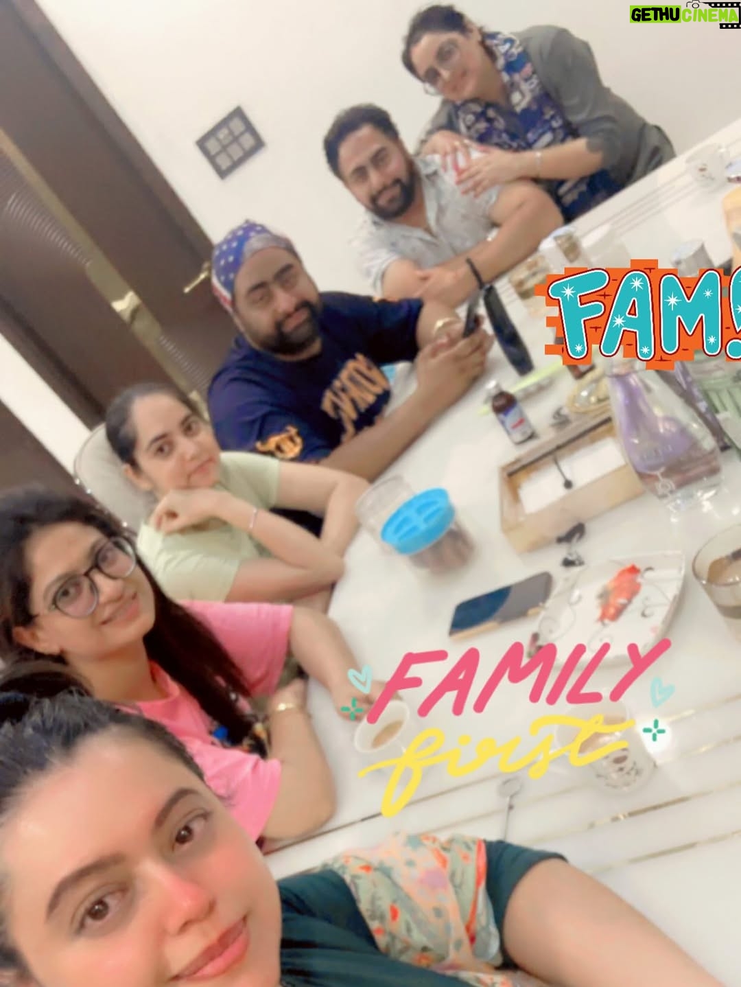 Parika Sharma - 458 Likes - shaky🩷#besties 💙