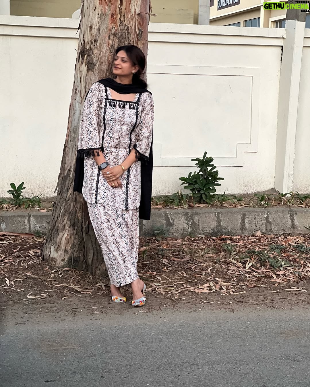 Parika Sharma - 825 Likes - 🧚🏻‍♀️🌈