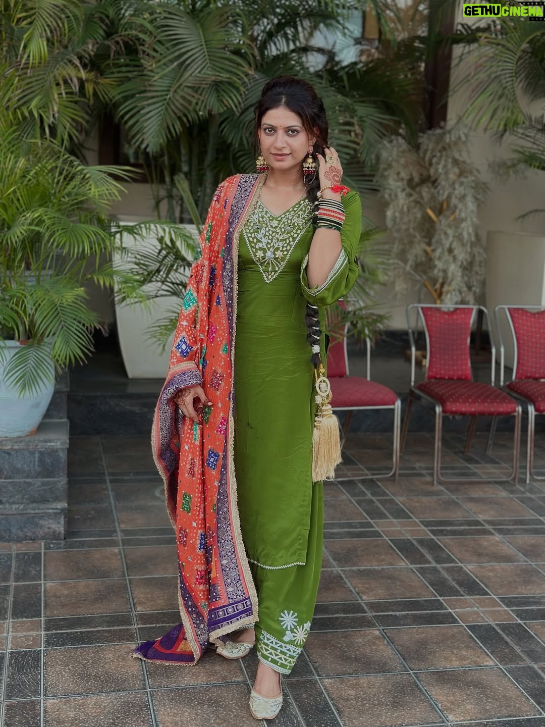Parika Sharma - 844 Likes - 
