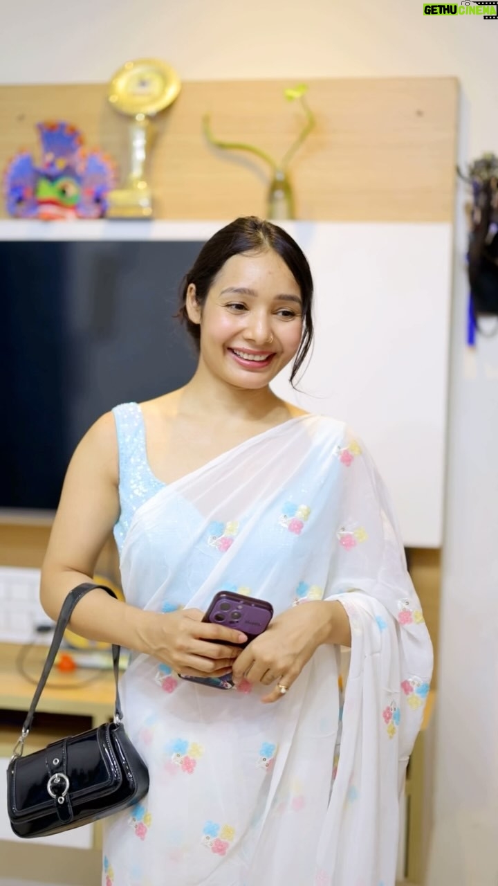 Parul Ahirwar - 133.8K Likes - Ladke ne no.manga😂
@veer_sharma2611 

#explore #viralvideos