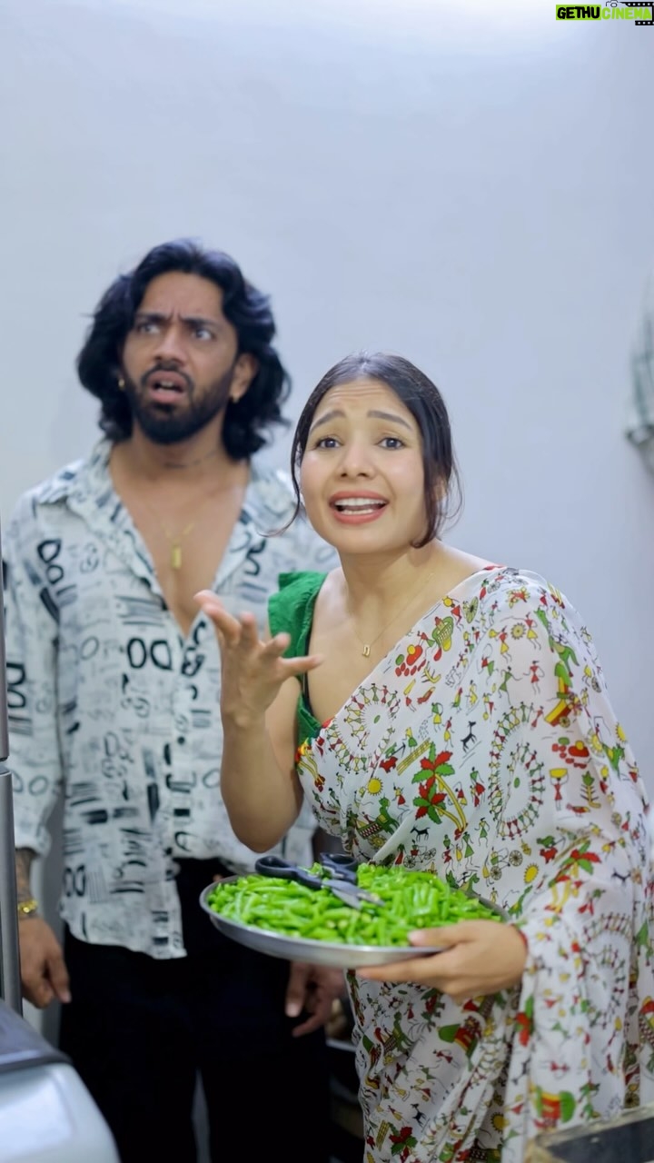 Parul Ahirwar - 104.8K Likes - Current nhi araha😂
@veer_sharma2611 

#explore #viralreels