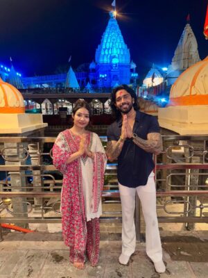 Parul Ahirwar Instagram - बोलो जय श्री महाकाल🙏🏻❤️