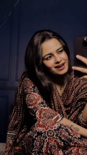 Parul Arora Instagram - 😍