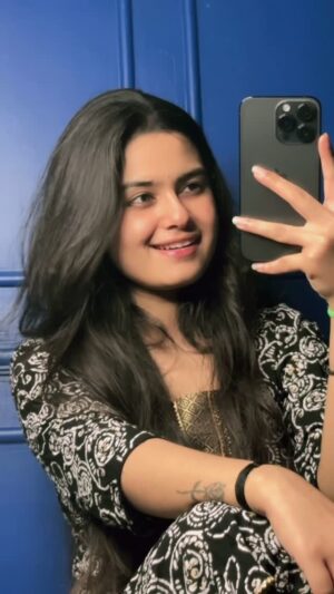 Parul Arora Instagram - Paisa 💰