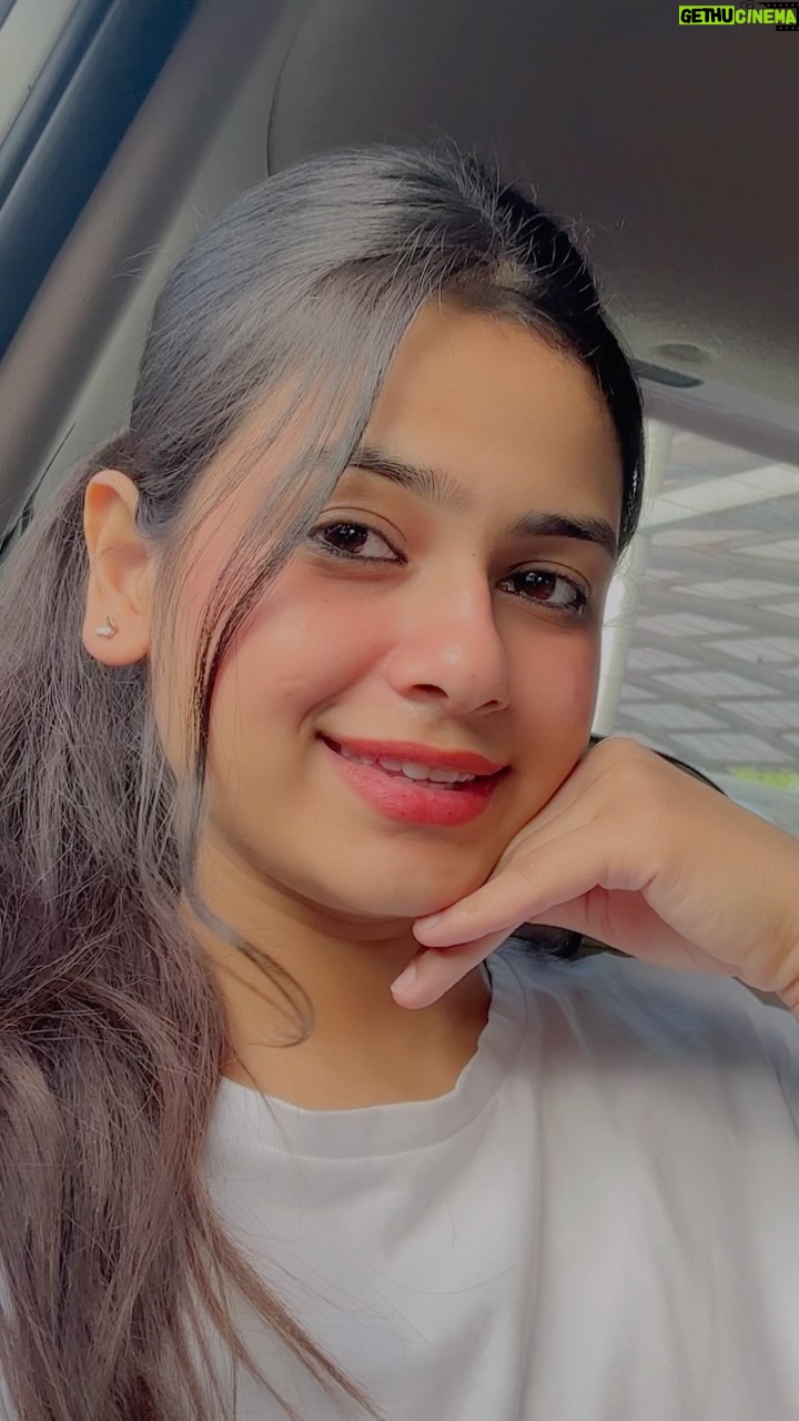 Parul Arora - 13.7K Likes - 🌸