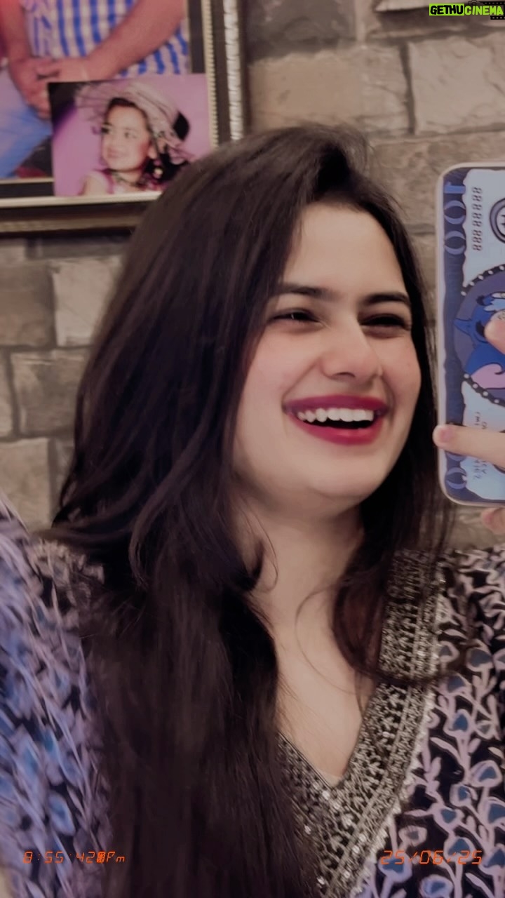 Parul Arora - 14.2K Likes - 😍