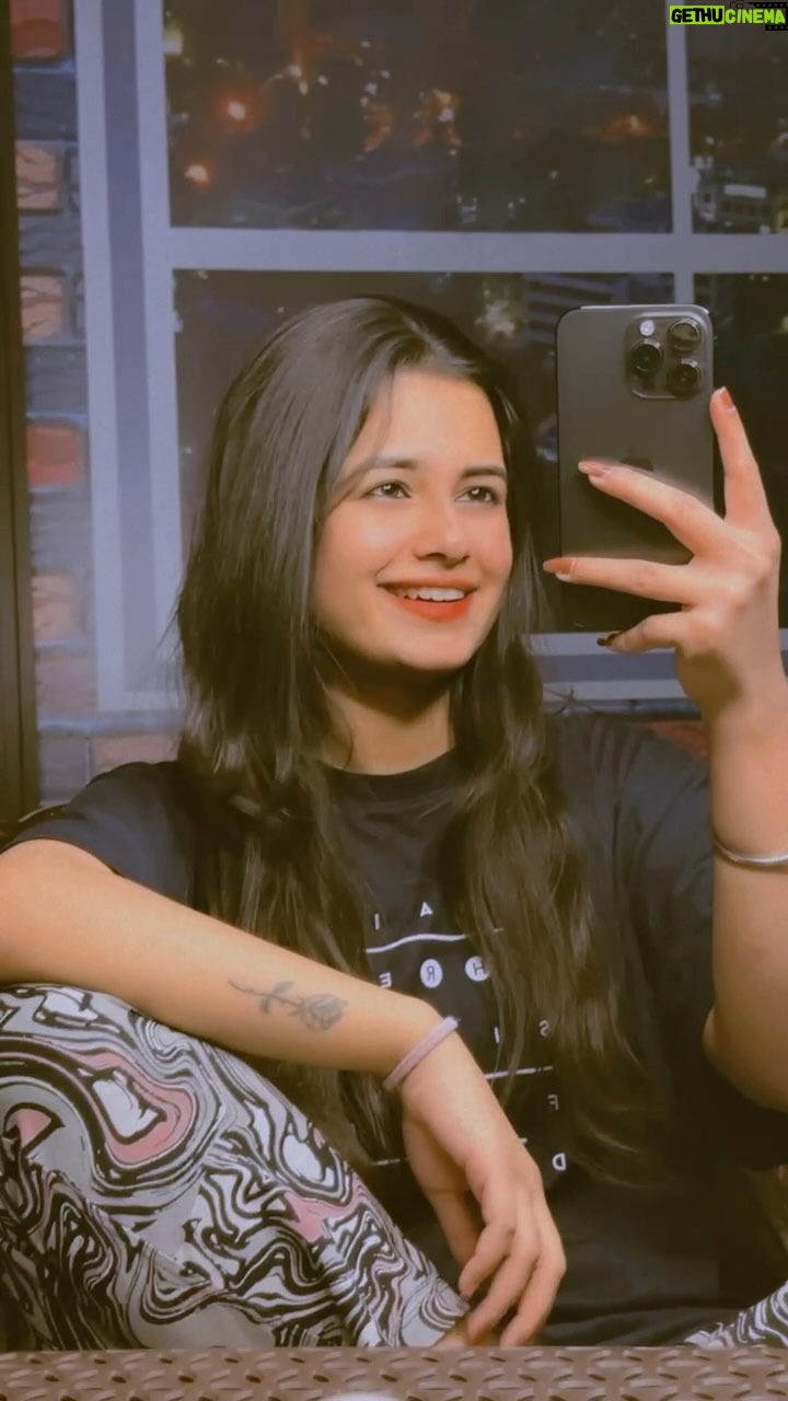 Parul Arora - 18K Likes - 🔥