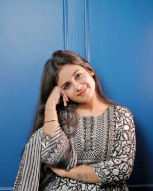 Parul Arora Instagram - ❤️✨
📷 - @arora_ashish_09
.
#suit #suits #outfit #ootd #fashion #traditional #traditionaloutfit #pic #picoftheday #explore #explorepage #trending #feature