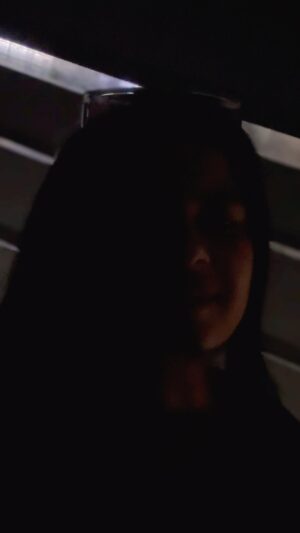 Parul Arora Instagram - Guess karo lights kisne band ki 😂