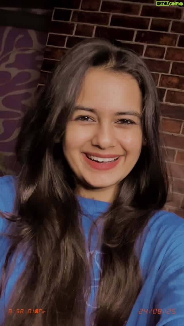 Parul Arora - 60K Likes - 😘