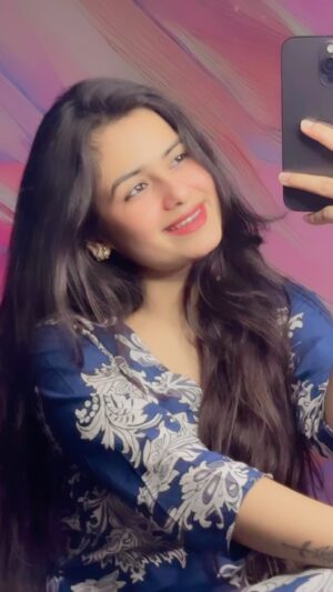 Parul Arora Instagram - 🥰