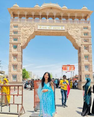 Parul Panghal Instagram - Baba shyam hai🧿❤️
#kathu #khathushyam
@missparul__
#missparul__
#love #loveislove #loveyourself #smile #zara #loveofmylife #pic #pinterest #pictures #picoftheday #outfits #share #sharemarket #shareforshare #followforfollowback #exproling #instagood #instagram #followforfollowback #like #likesforlike