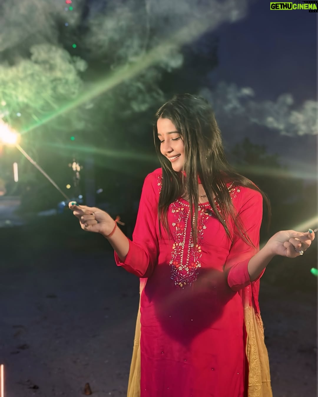 Parul Panghal - 24.8K Likes - Every day I feel is a blessing from god. i consider it a new beginning. yeah everything is beautiful ❤️
#diwali 

jaat #jaatni👑 #jaatff #jat #jatt #jaatni #jaatjaatni 
. @missparul__ #missparul__ 
#love #loveislove 
#suit #suitstyle  #loveofmylife #trend #picoftheday #instagood #instablackandwhite #instamood #likeforlikes #likesforlike #followforfollowback #instagram #explorepage #exploreindia #exploremore #viralpost #influencerdigital