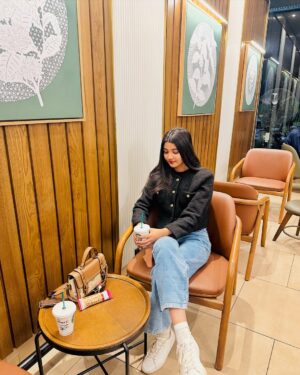 Parul Panghal Instagram - kudiye tu mine hai🧿❤️

#love #jaatff #jat #jatt #jaatni #jaatjaatni #coffee #stabucks #mine 
. @missparul__ #missparul__ 
#love #loveislove #sonata @missparul #trend #picoftheday #instagood #instablackandwhite #instamood #likeforlikes #likesforlike #followforfollowback #instagram #explorepage #exploreindia #exploremore #viralpost