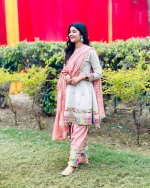 Parul Panghal Instagram - In a full of trend, be timeless in your suit.🧿❤️

#jaatff #jat #jatt #jaatni #jaatjaatni 
. @missparul__ #missparul__ 
#love #loveislove #sonata @missparul #trend #picoftheday #instagood #instablackandwhite #instamood #likeforlikes #likesforlike #followforfollowback #instagram #explorepage #exploreindia #exploremore #viralpost
