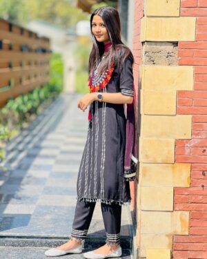 Parul Panghal Instagram - suit from - @latestcollection2023 
.

.

#love #loveislove #smile #zara #sonata 
@missparul__ 
#missparul__ 
#suit #suitstyle #smoothening #loveofmylife #trend #picoftheday  #instagood #instablackandwhite #instamood #likeforlikes #likesforlike #followforfollowback  #instagram #explorepage #exploreindia #exploremore #viralpost #influencer