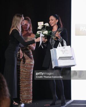 Patricia Contreras Instagram - Thank you to all of you, we won the award for “best luxury lifestyle” @influencersglobalawards @influencers_insider, it was definitely a pinch me moment, all this is because of you, you inspire me everyday to create and share with you everything I do 🫧🤍✨ thanks to all of you for this amazing award 🥇
@influencersglobalawards
@influencers_insider
@aroma360
@yonkausa
#InfluencersGlobalAwardsAroma360 #InfluencersGlobalAwards
Thanks to @onauratoutvu for this rock attire 🤍
-
-
-
#luxury #content #createcontent #influencerstyle #influencerinsider #oodt #model