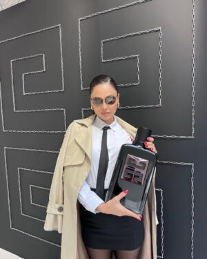 Patricia Contreras Instagram - Ladies and gentlemen the new @givenchybeauty perfum
-
#paris #givenchybeauty #givenchyperfume #influence #content #contentcreator