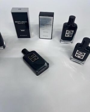 Patricia Contreras Instagram - Ladies and gentlemen the new @givenchybeauty perfum
-
#paris #givenchybeauty #givenchyperfume #influence #content #contentcreator