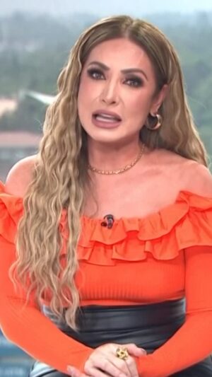 Patricia Navidad Instagram - 🤯“Nadie me compra, porque nunca he estado en venta”, Paty Navidad le responde a la periodista Anabel Hernández, quien la llamó “mujer de segunda”.
🔥En exclusiva.