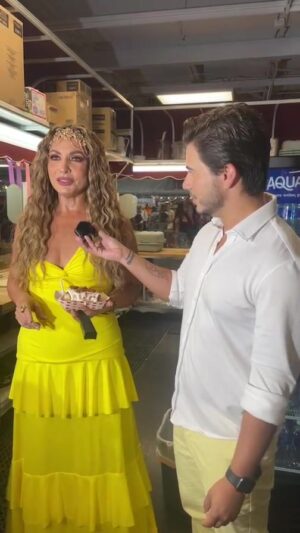 Patricia Navidad Instagram - Paty Navidad prueba los platillos de la Feria Estatal de California: ¿Cuál le gustó mas?