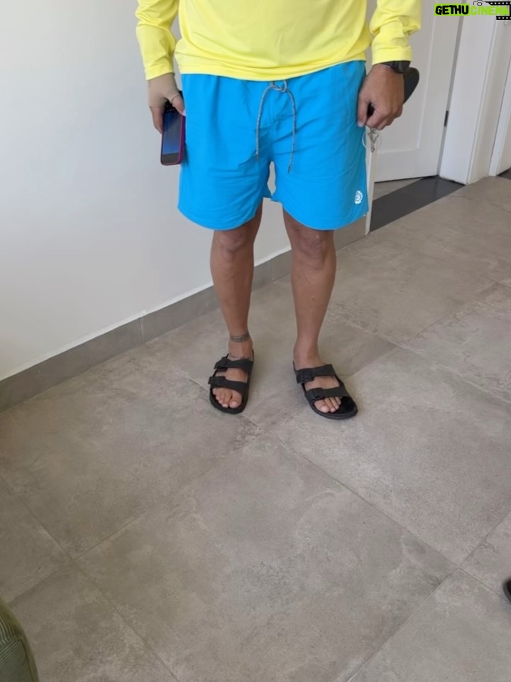 Paula Bevilacqua - 10.4K Likes - Venir a la isla 🏝️ es mágico pero llegar a @miragua lo hace más especial. Desde que llegas es increíble, rico pasar unos días los 4 juntos reconectando realmente con lo importante. 

Gracias Dios y gracias Virgen por guiarnos siempre ! 

Gracias @miragua 

PD: tranquilo Cristóbal te trajiste las@dos cholas del mismo pie 🦶 no le decimos a nadie 😂😂 
Lo que pasa en la isla se queda en la isla 🏝️ 

#venezuela #conectar  #familia