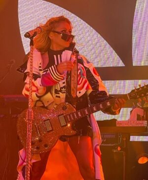 Paulina Rubio Instagram - Last nightā¦ š¤š¤
š: @nonamestudiomx @styledbylorenza
š: @daniellezama
š©āš¦³: @avilahec