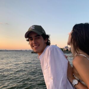 Paulina Vega Instagram - El man más cool que conozco eres tú @juanpvegadiep 🤘🏻 Feliz cumpleaños hermano, love you con todo mi corazón. Muy orgullosa de ser tu hermana. A disfrutar y arriesgarse cómo tu lo sabes hacer ❤️