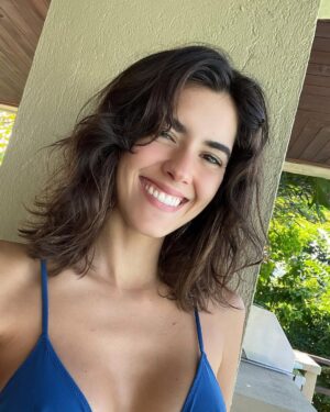 Paulina Vega Instagram - Meditating, reading, stretching, sun bathing and tea all day ✨ Feeling clear, positive and open. Your habits are everything friends. Let’s keep an eye on them