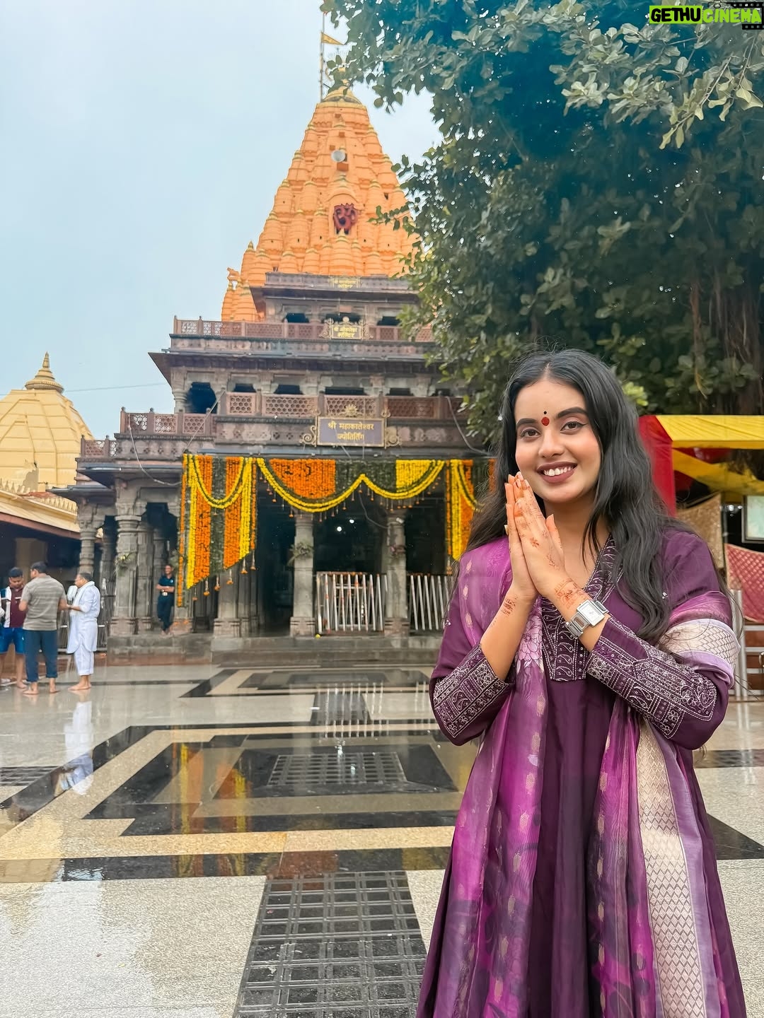 Payal Panchal - 166.8K Likes - जितनी भी उलझनें हैं मेरे जीवन की,
सबका हल आपकी भक्ति में है महाकाल…..🙏🏻❤️ 
@rahulmandarsha @butwhyvinod @chhota_22_2 
.
.
.
.
.
.
.
.
.
.
.
.
#payalpanchal #instagram #ɪɴsᴛᴀɢᴏᴏᴅ #instagood #explore #foryoupage #homepage #mahakal #jayshreemahakal #mahadev #harharmahadev #12jyotirling #ujjain #ujjainkerajamahakal