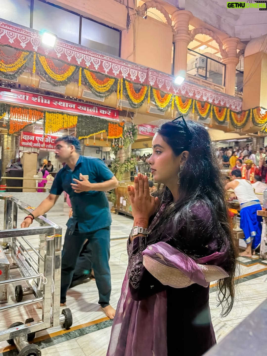 Payal Panchal - 166.8K Likes - जितनी भी उलझनें हैं मेरे जीवन की,
सबका हल आपकी भक्ति में है महाकाल…..🙏🏻❤️ 
@rahulmandarsha @butwhyvinod @chhota_22_2 
.
.
.
.
.
.
.
.
.
.
.
.
#payalpanchal #instagram #ɪɴsᴛᴀɢᴏᴏᴅ #instagood #explore #foryoupage #homepage #mahakal #jayshreemahakal #mahadev #harharmahadev #12jyotirling #ujjain #ujjainkerajamahakal