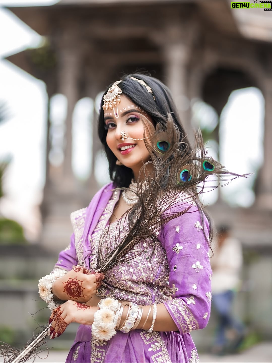 Payal Panchal - 113.4K Likes - नन्द के आनंद भयो, जय कन्हैया लाल की
हाथी-घोड़ा पालकी, जय कन्हैया लाल की
जन्माष्टमी की हार्दिक शुभकामनाएँ ❤️ 
pc :- @shootout__lover__ 
makeup :- @reflection_saloon47 
costume & jewellery :- @dulhadulhansringar 
edit :- @viishueditx 
.
.
.
.
.
.
.
.
.
.
.
.
.

.
#payalpanchal #payal #instagram #instagood #explore #janmashtami #janmashtamispecial #happyjanmashtami #janmaashtmi2025 #ʀᴀᴅʜᴇʀᴀᴅʜᴇ #radheradhe #jayshreekrishn #kanha